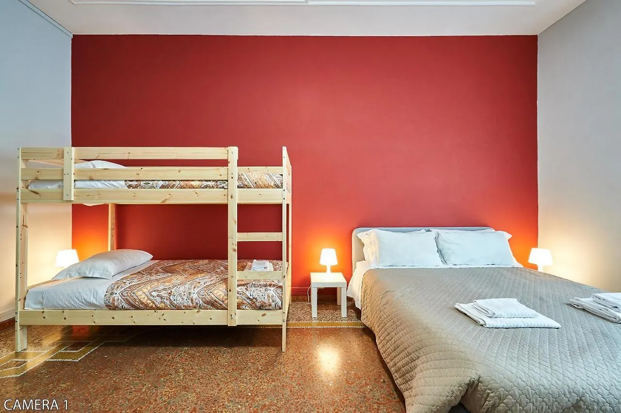 Casa A San Giovanni 로마 아파트